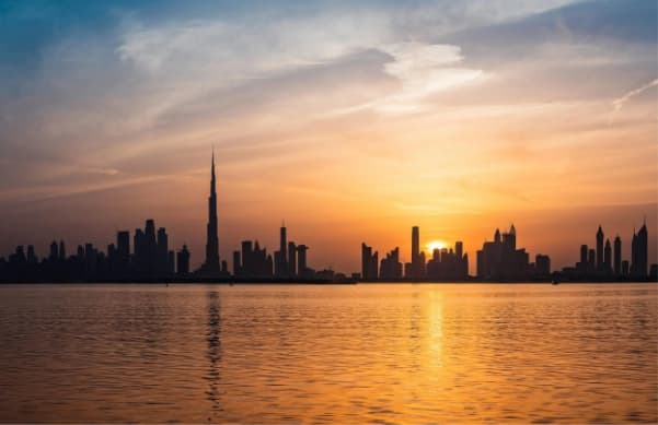 Dubai Tech Jobs Guide: Tax-Free Salary, Visa Process & Career Path 2025